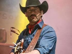 Cotton Eyed Joe home performer