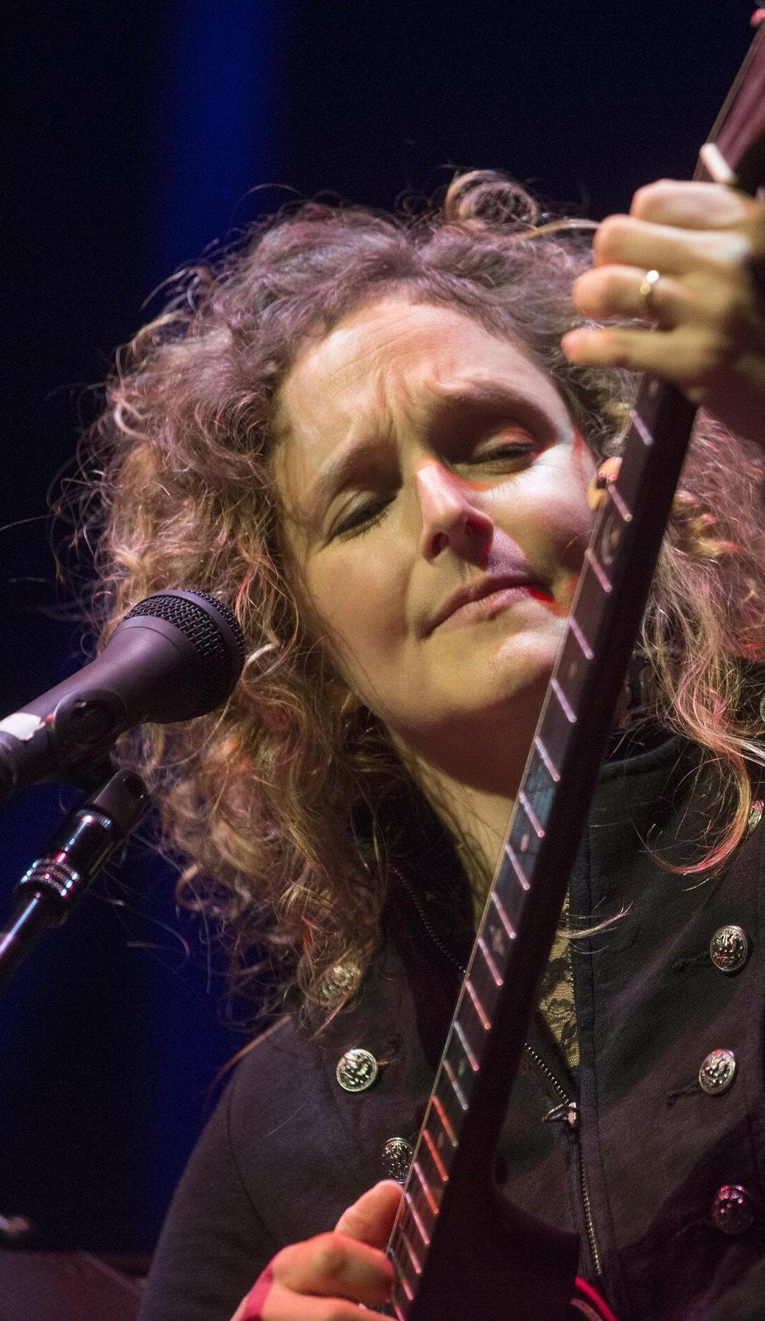 Abigail Washburn promotional image for upcoming events and ticket sales