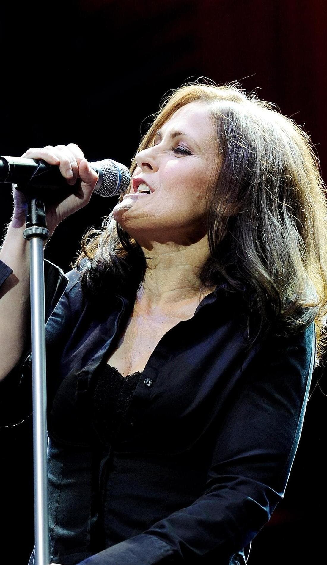 Alison Moyet promotional image for upcoming events and ticket sales