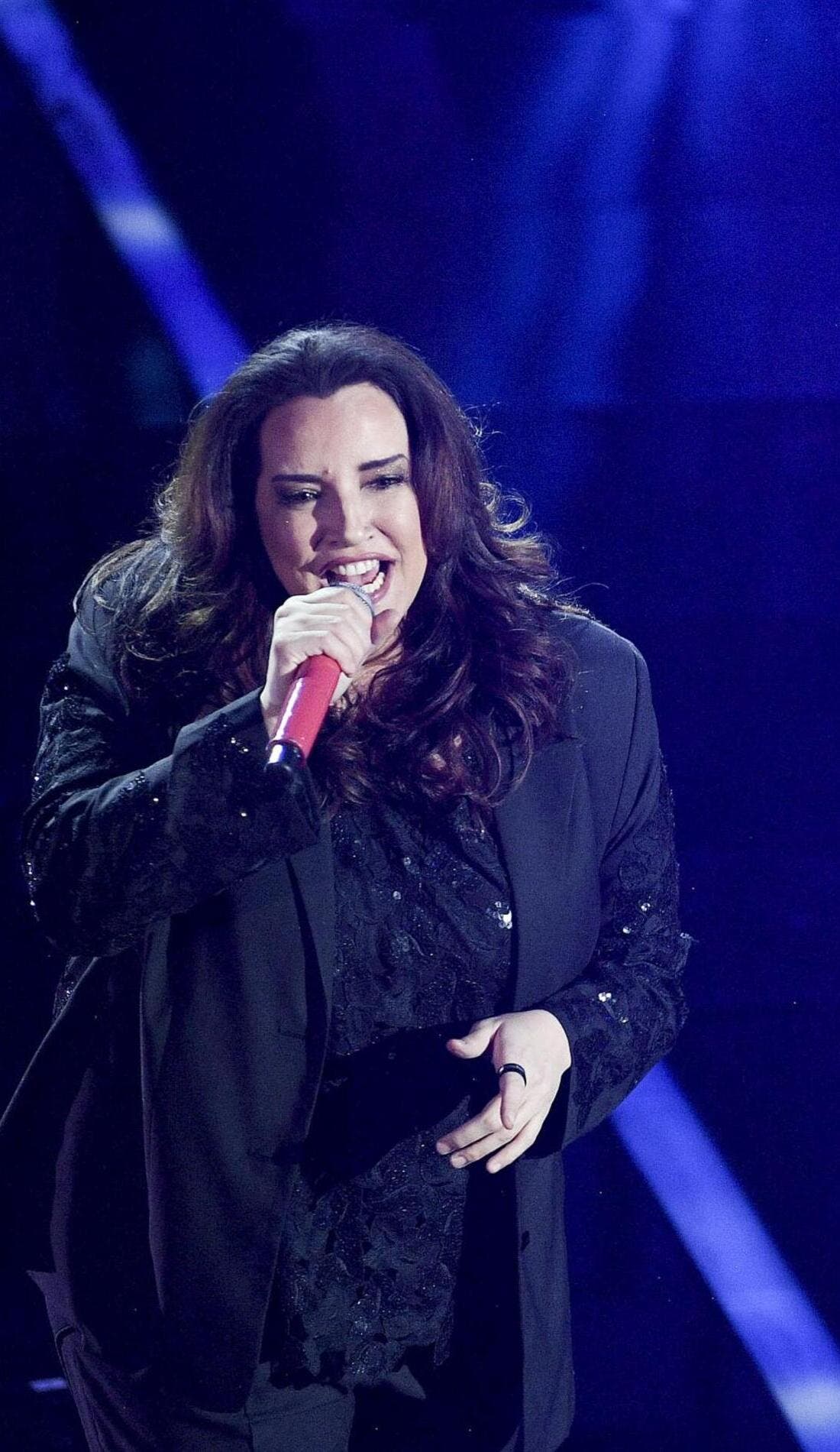 Ana Carolina promotional image for upcoming events and ticket sales