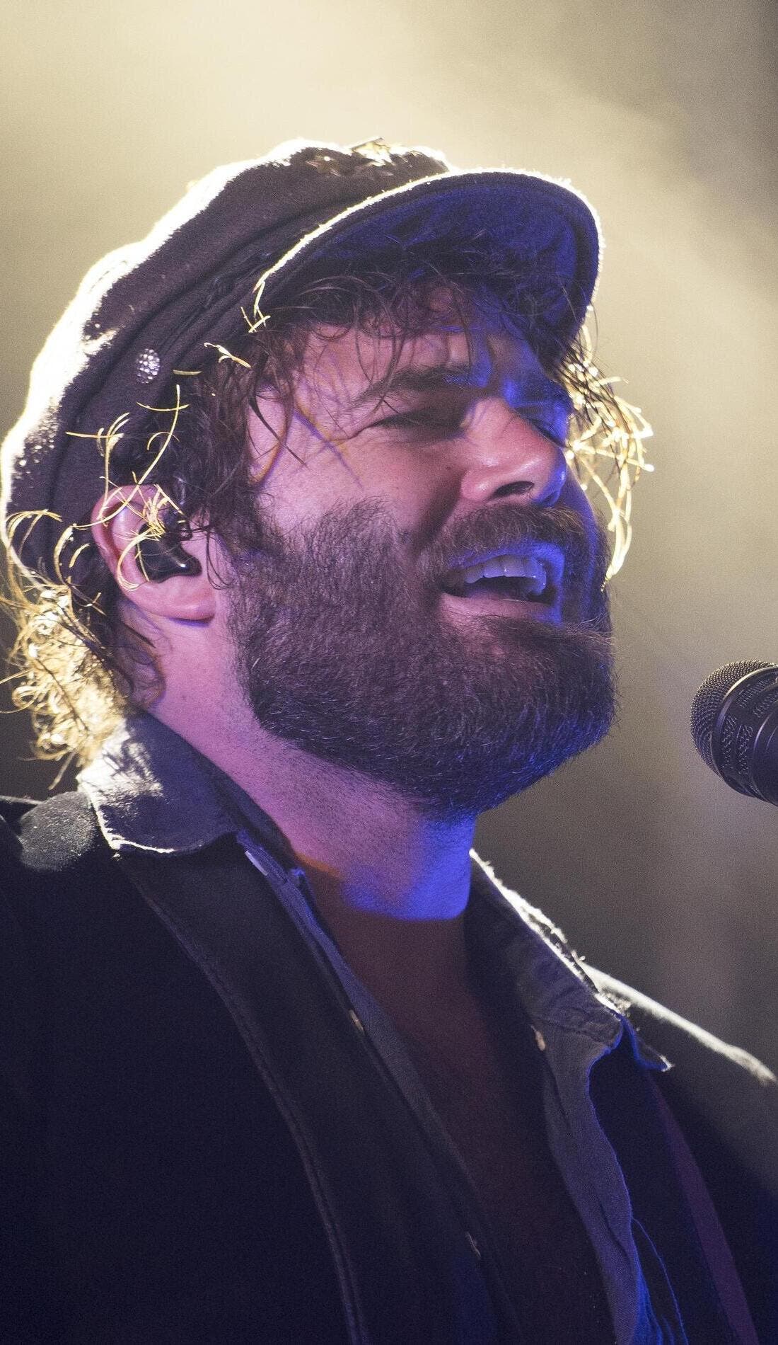 Angus & Julia Stone promotional image for upcoming events and ticket sales