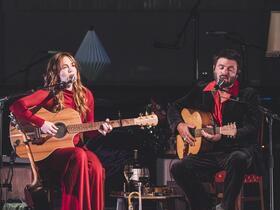 Angus & Julia Stone