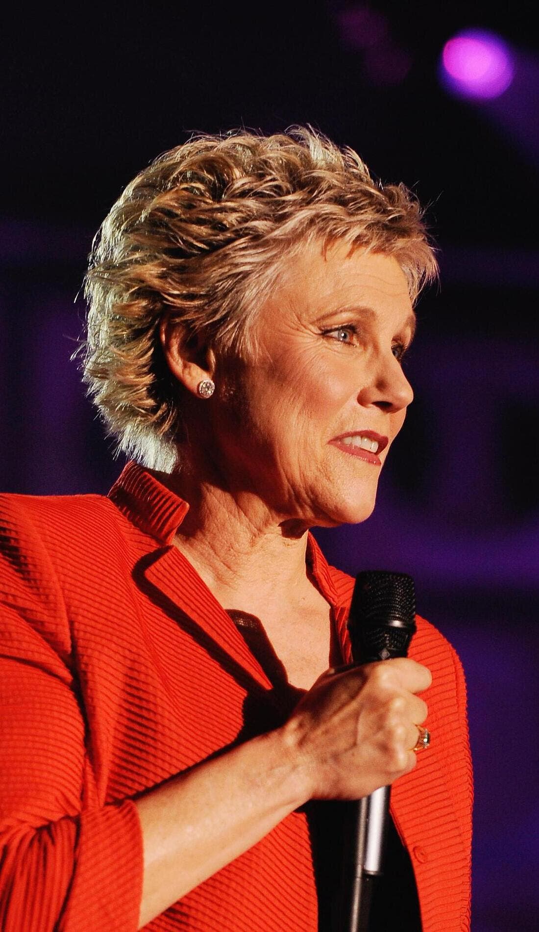 Anne Murray promotional image for upcoming events and ticket sales