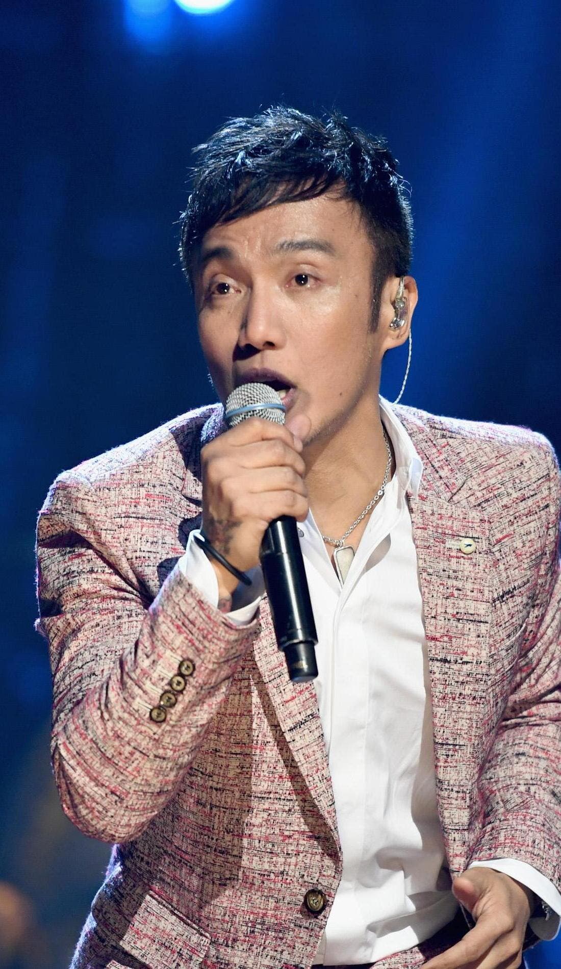Arnel Pineda promotional image for upcoming events and ticket sales