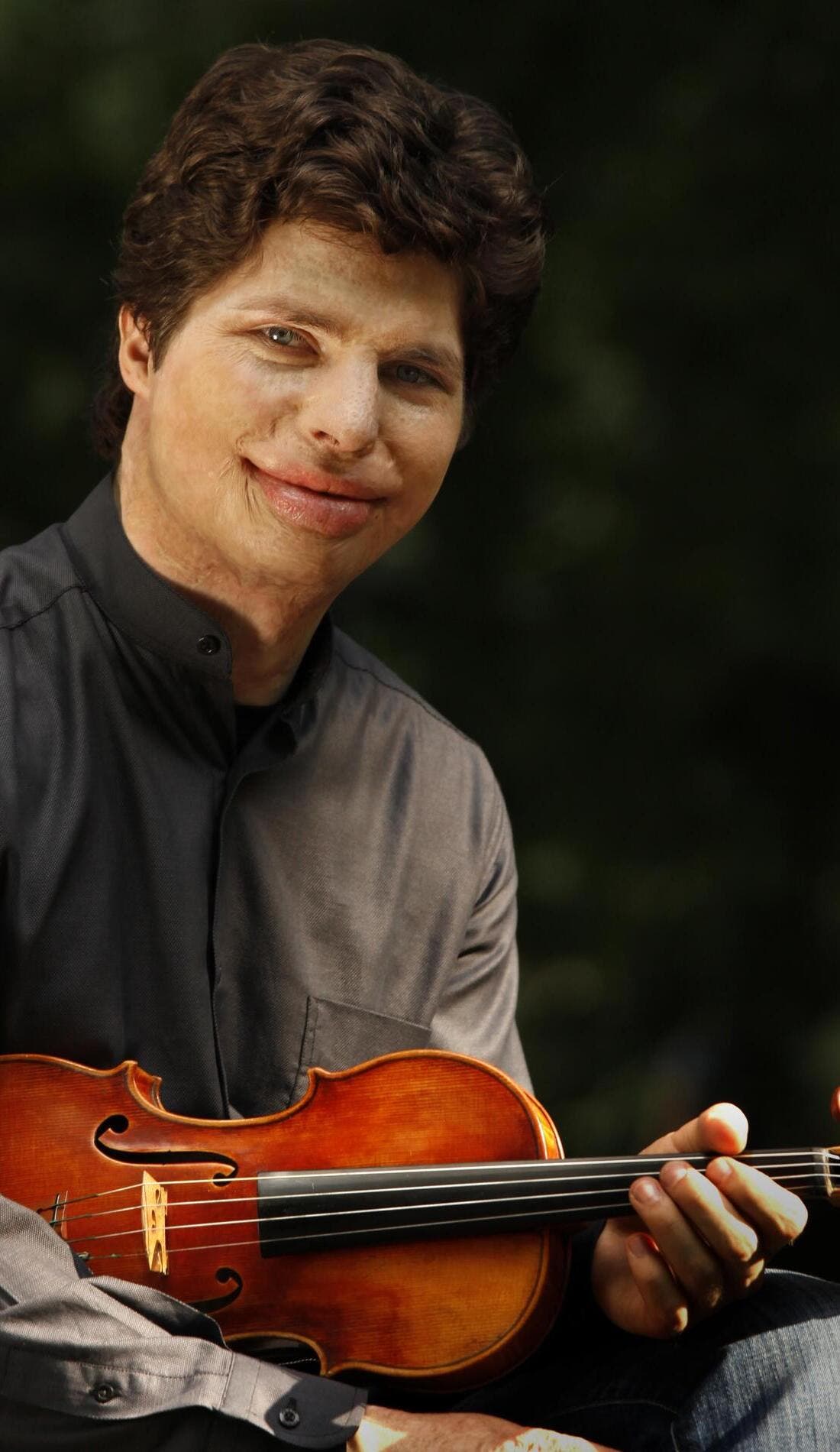 Augustin Hadelich promotional image for upcoming events and ticket sales