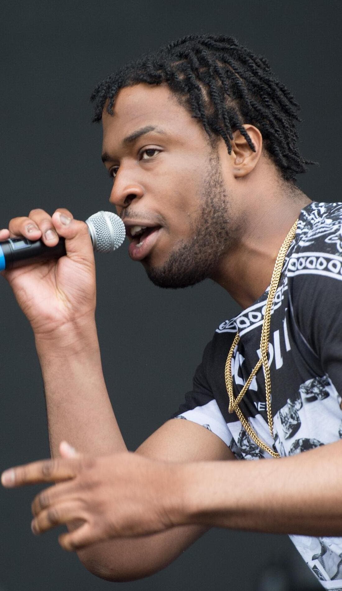 Avelino promotional image for upcoming events and ticket sales