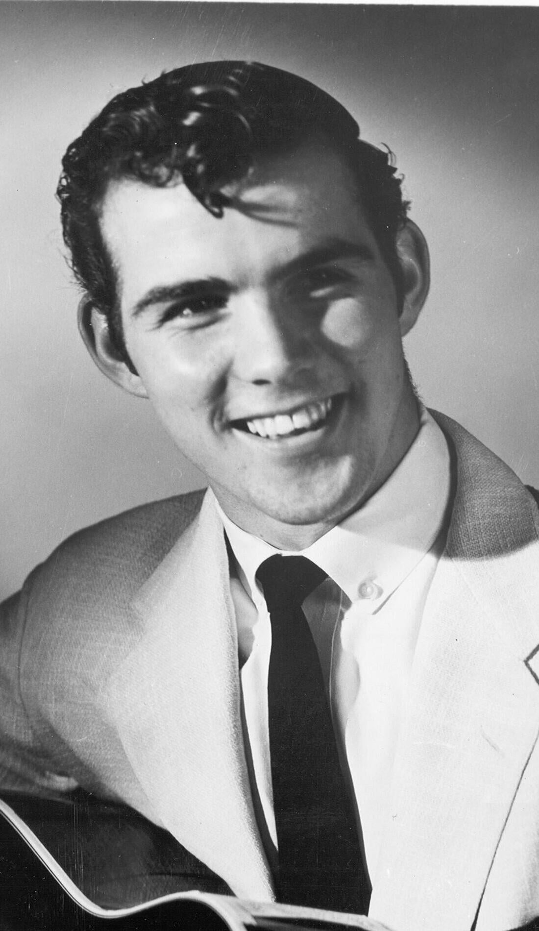 Billy "Crash" Craddock promotional image for upcoming events and ticket sales