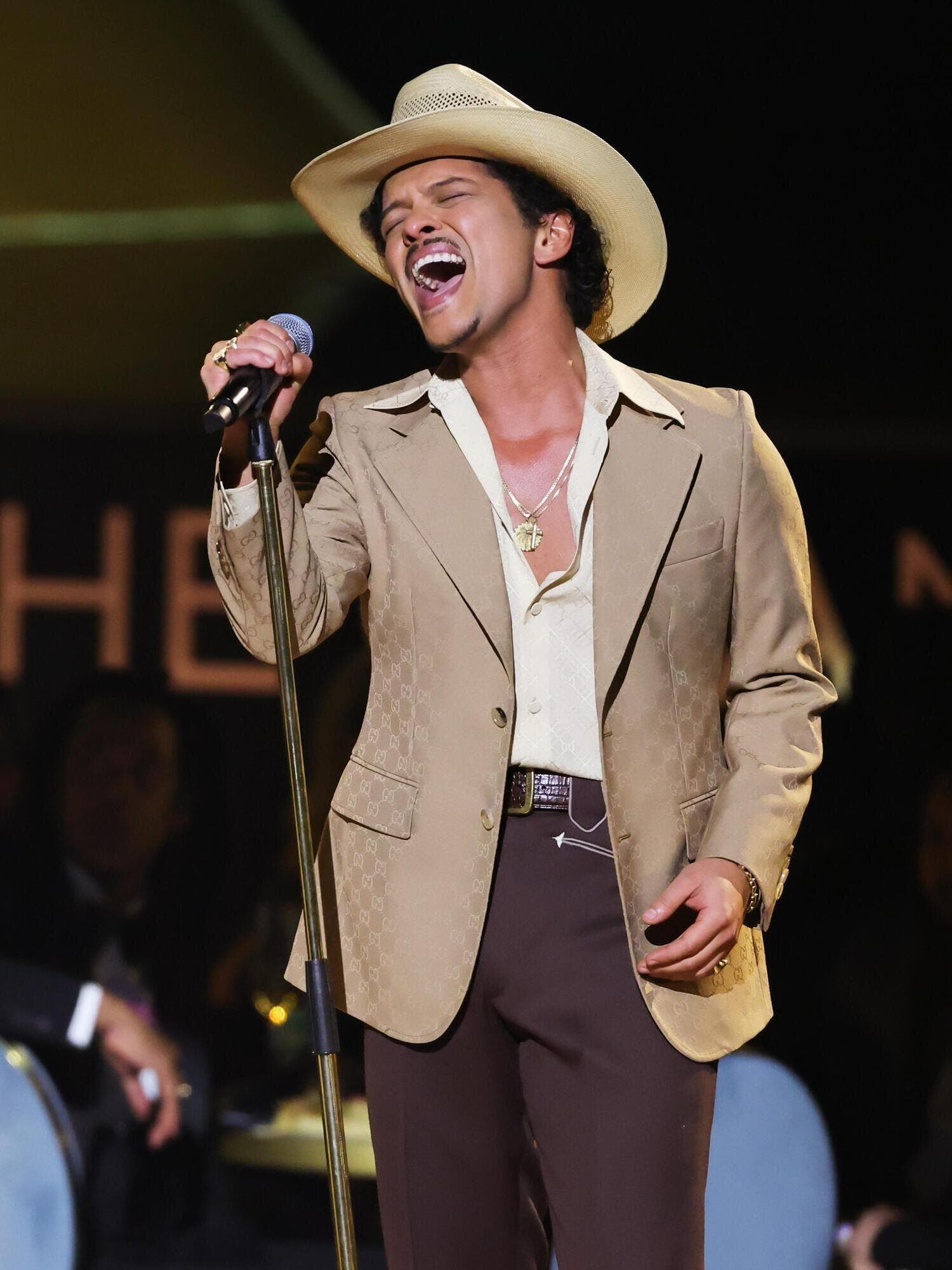 Bruno Mars with RAYE and DJ Pee .Wee at Lincoln Financial Field in Philadelphia, PA