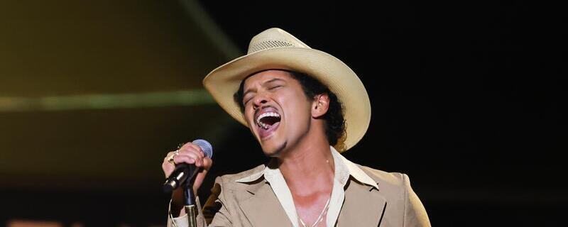 Bruno Mars at Lincoln Financial Field