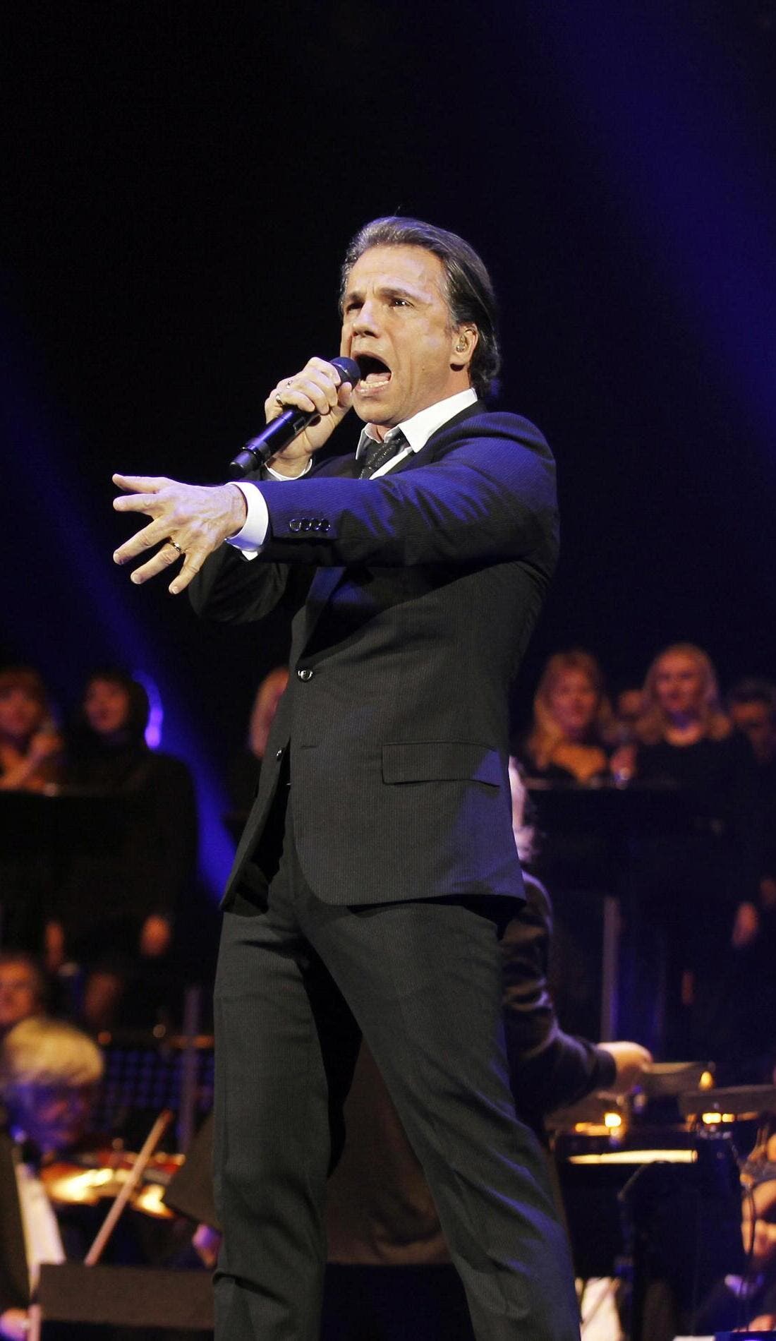 Bruno Pelletier promotional image for upcoming events and ticket sales