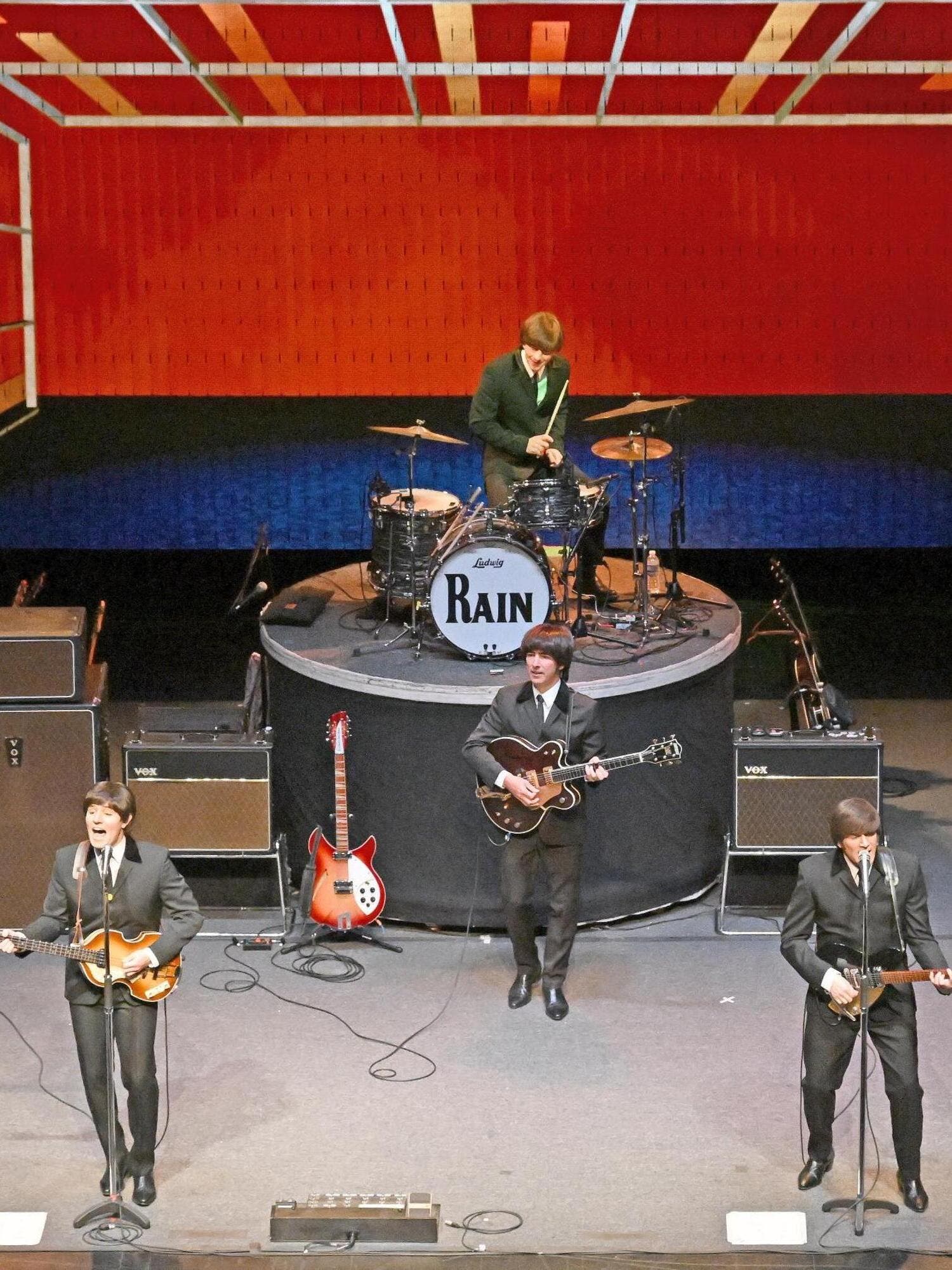 Candlelight - Tribute to Queen and The Beatles - Phoenix at Phoenix Art Museum in Phoenix, AZ