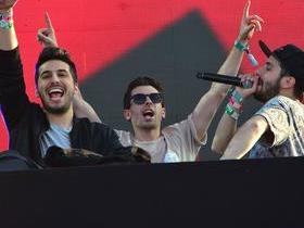 Cash Cash