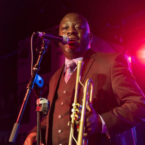 Charlton Singleton image