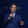 Chris Isaak image