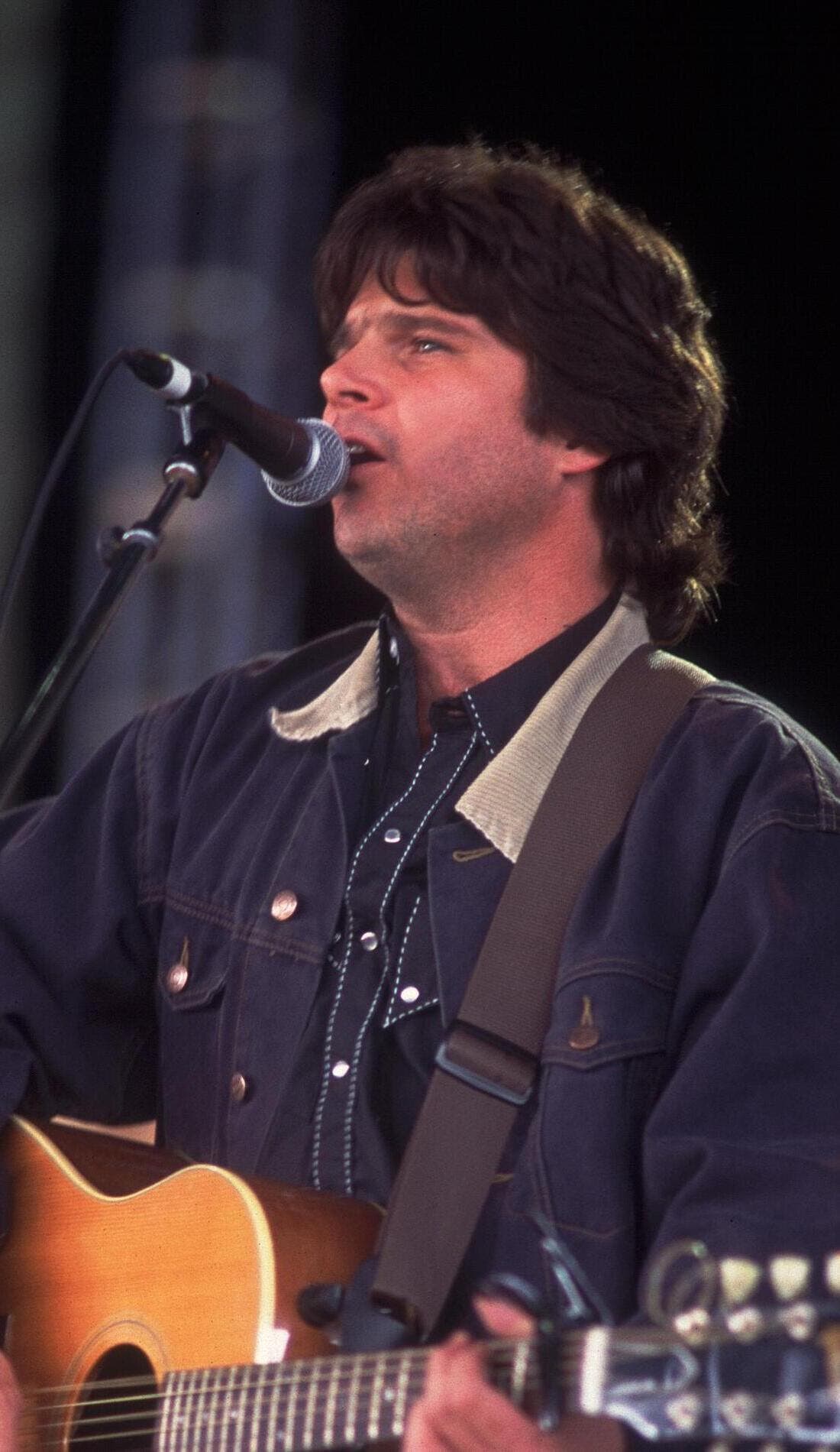 Chris Knight promotional image for upcoming events and ticket sales