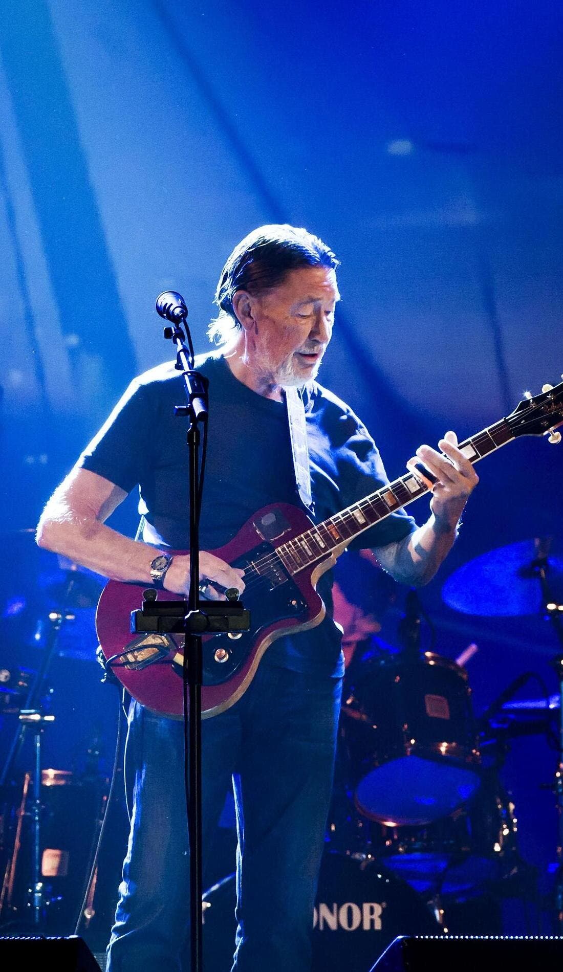 Chris Rea promotional image for upcoming events and ticket sales