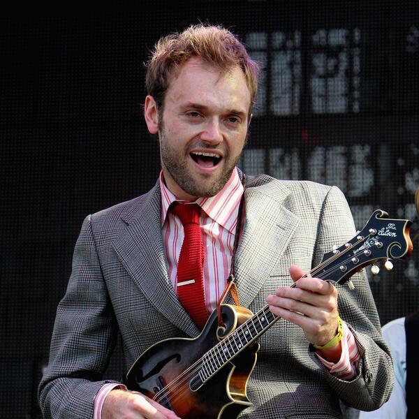 Chris Thile image