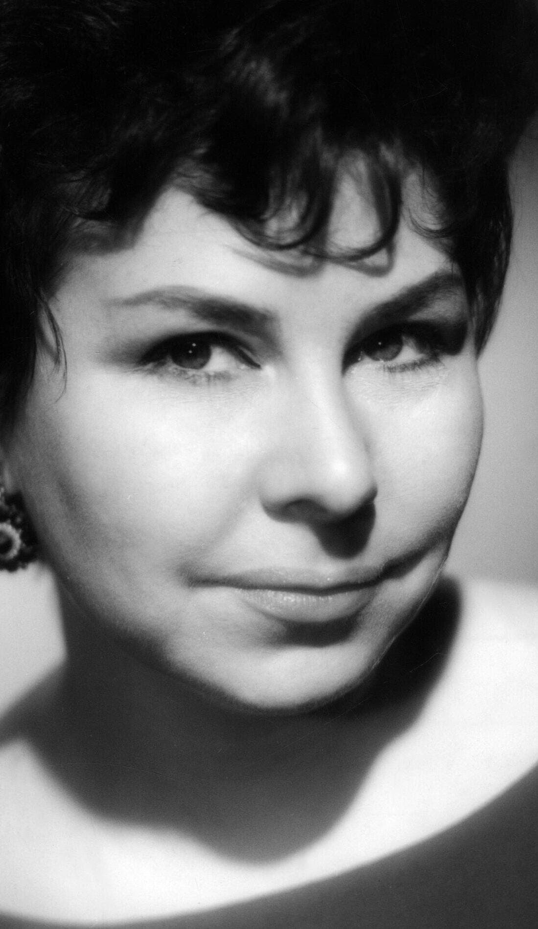 Christa Ludwig promotional image for upcoming events and ticket sales