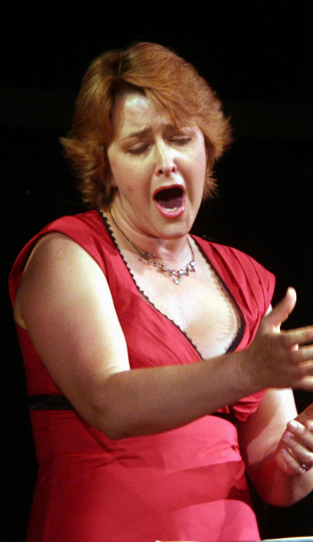 Christiane Oelze promotional image for upcoming events and ticket sales