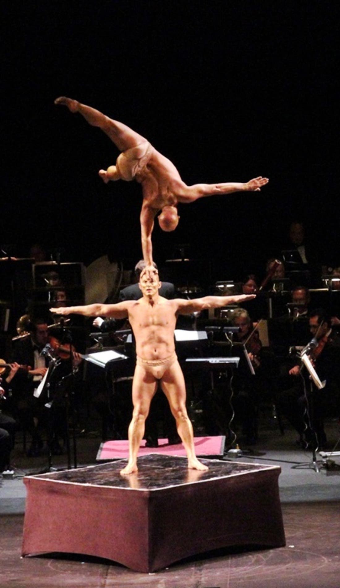 Cirque de la Symphonie promotional image for upcoming events and ticket sales