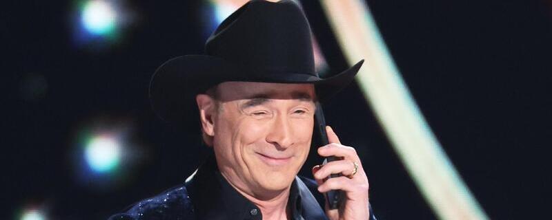 Clint Black at Pabst Theater