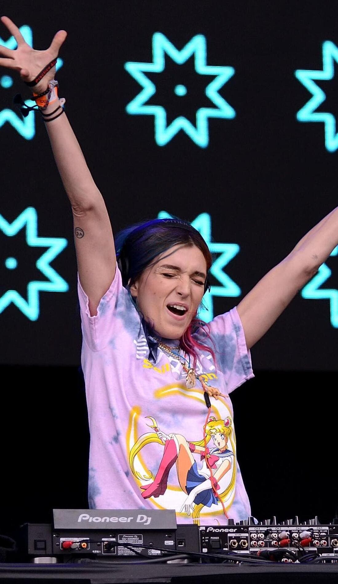 Com3t promotional image for upcoming events and ticket sales