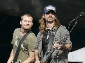 Parking Cross Canadian Ragweed and Turnpike Troubadours