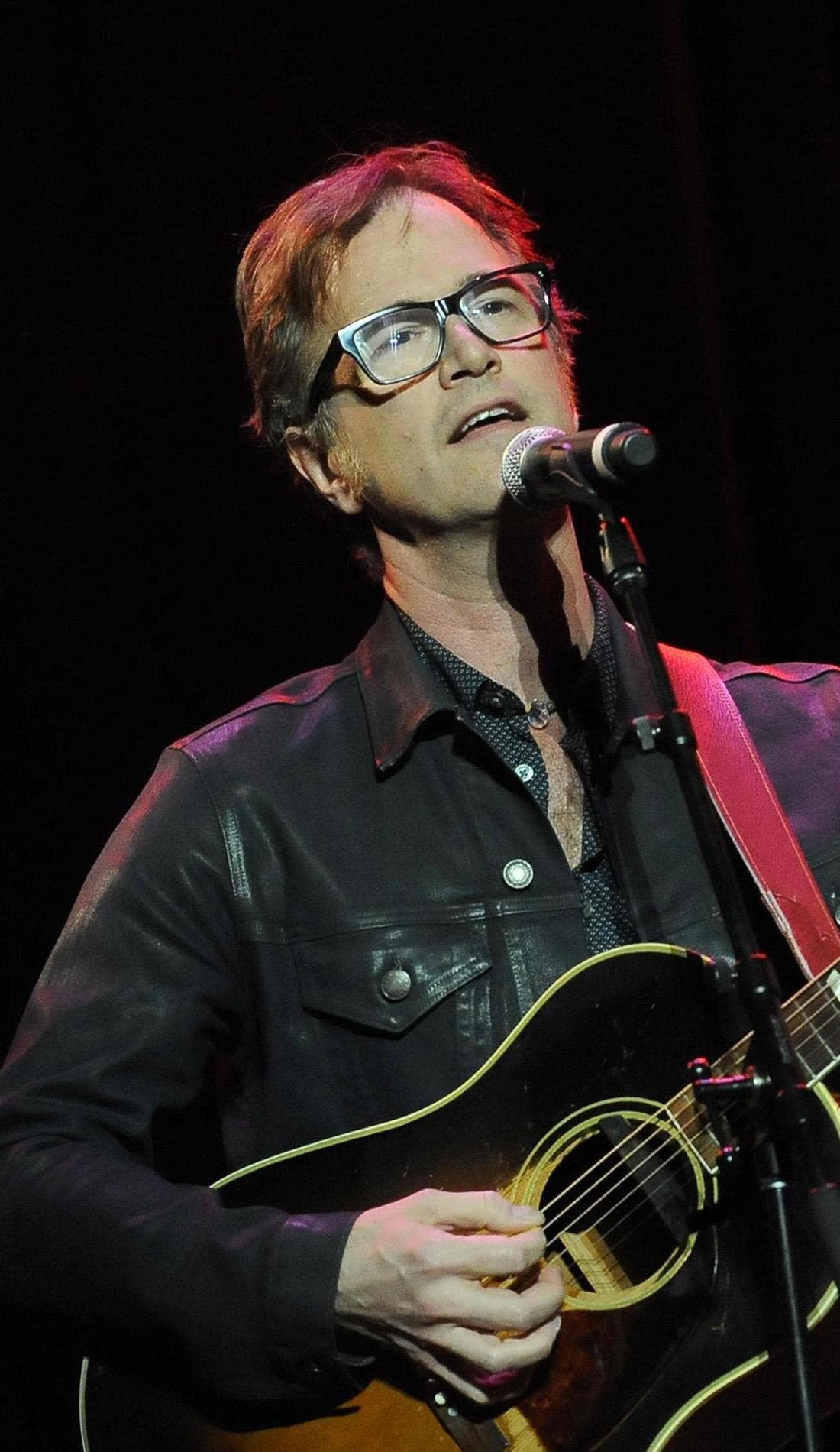 Dan Wilson promotional image for upcoming events and ticket sales