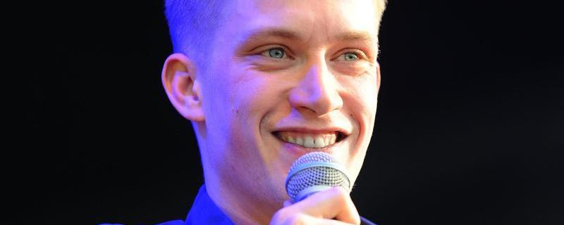 Daniel Sloss at The Truth