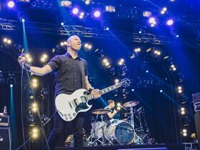 Danko Jones with Zeus (19+)