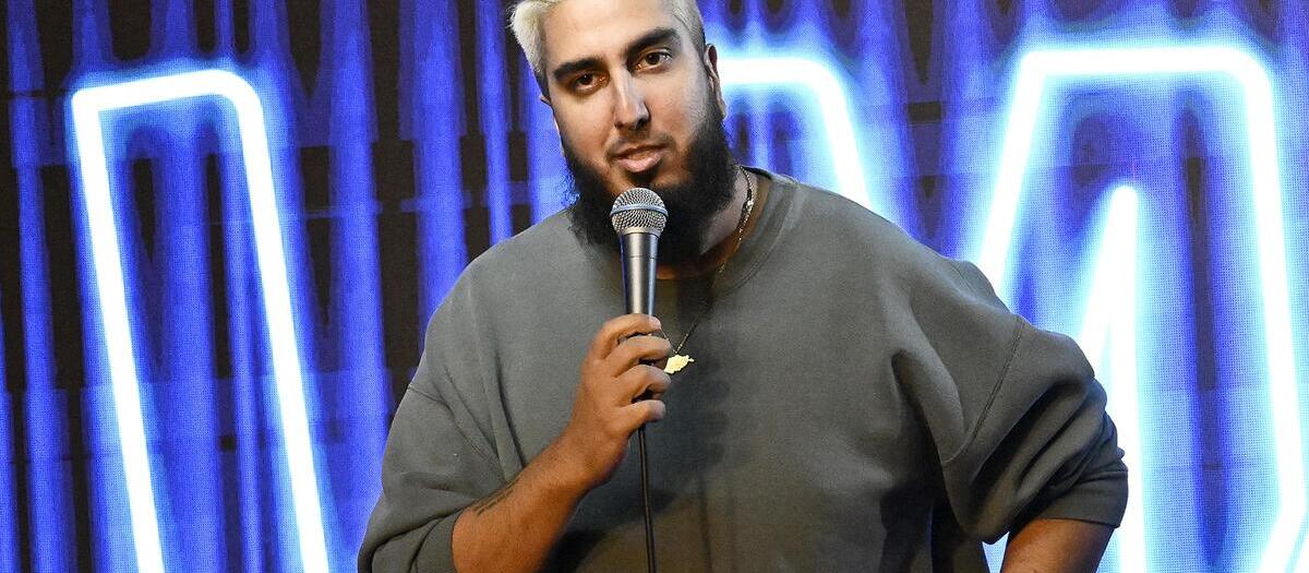 Dauood Naimyar - Laughs Unlimited Comedy Club and Lounge