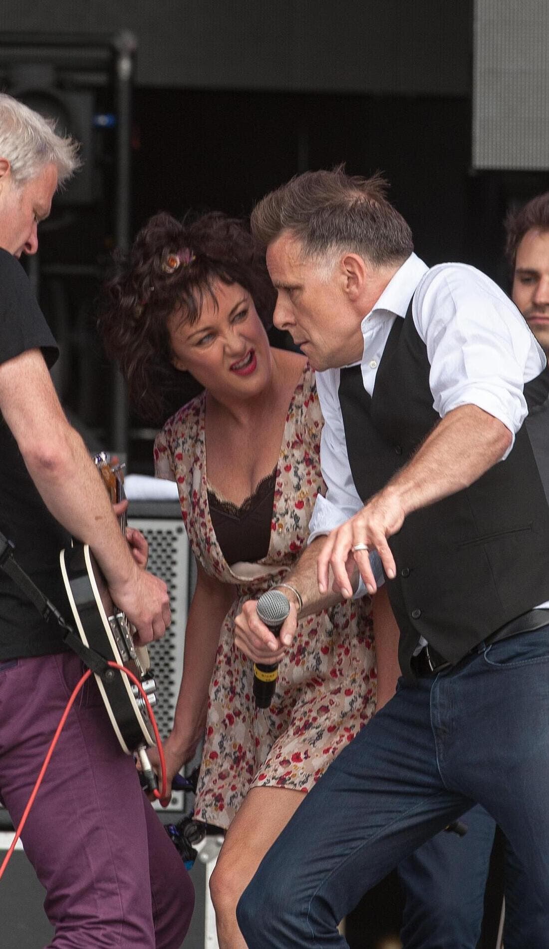 Deacon Blue promotional image for upcoming events and ticket sales