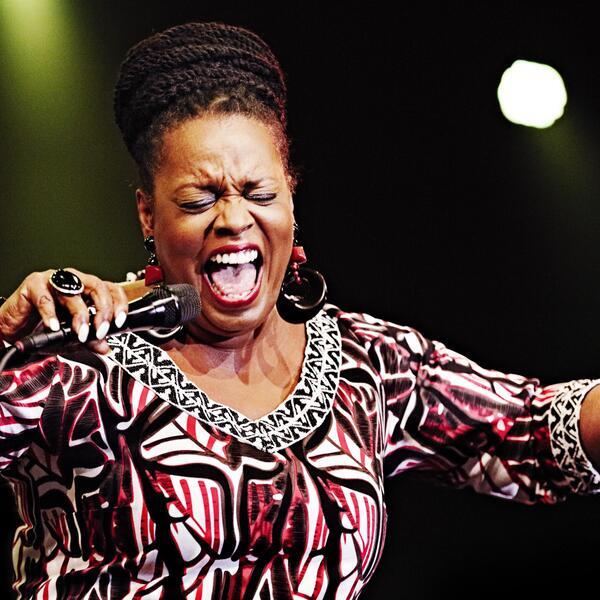 Dianne Reeves image
