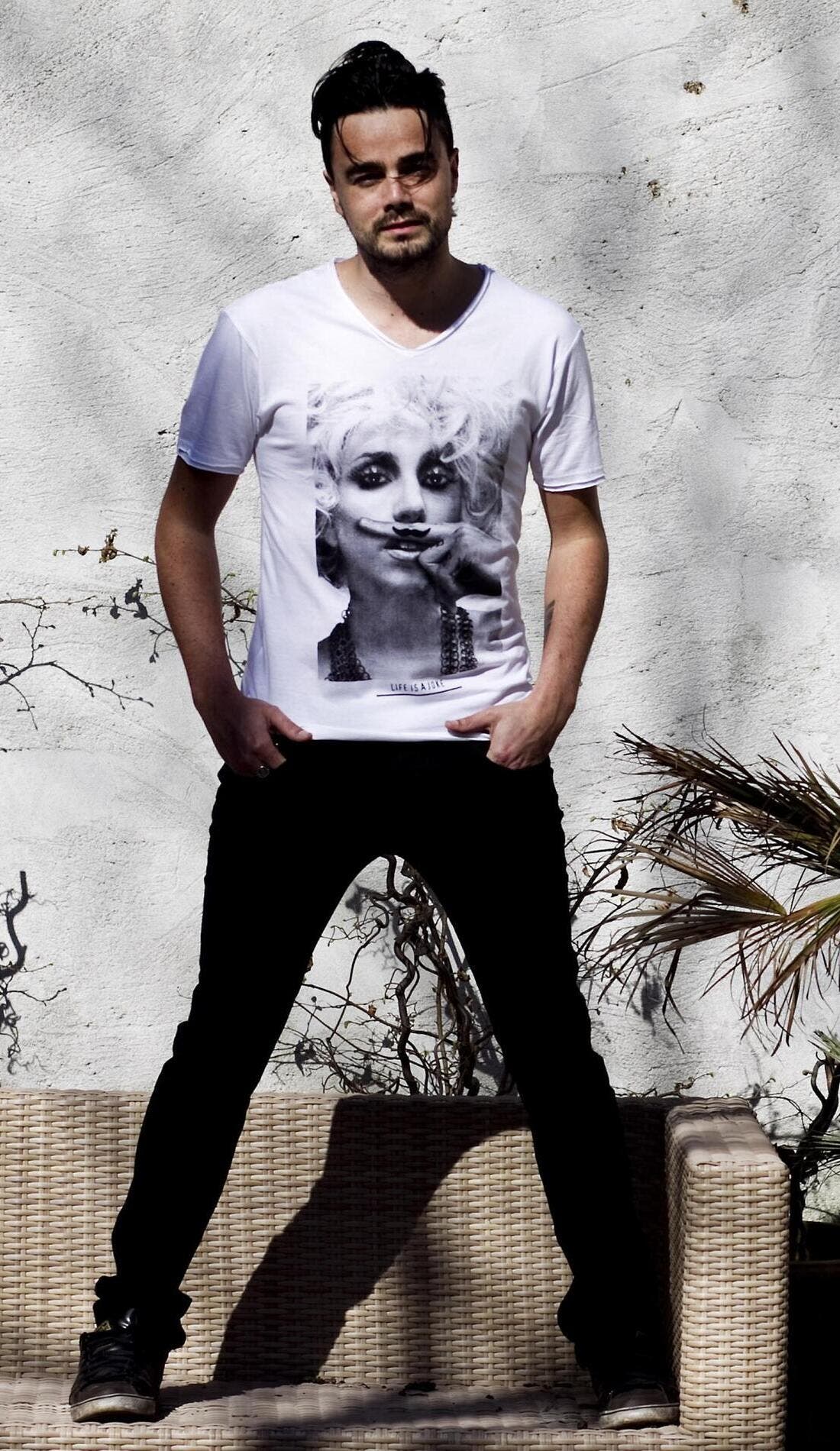 Dinand Woesthoff promotional image for upcoming events and ticket sales