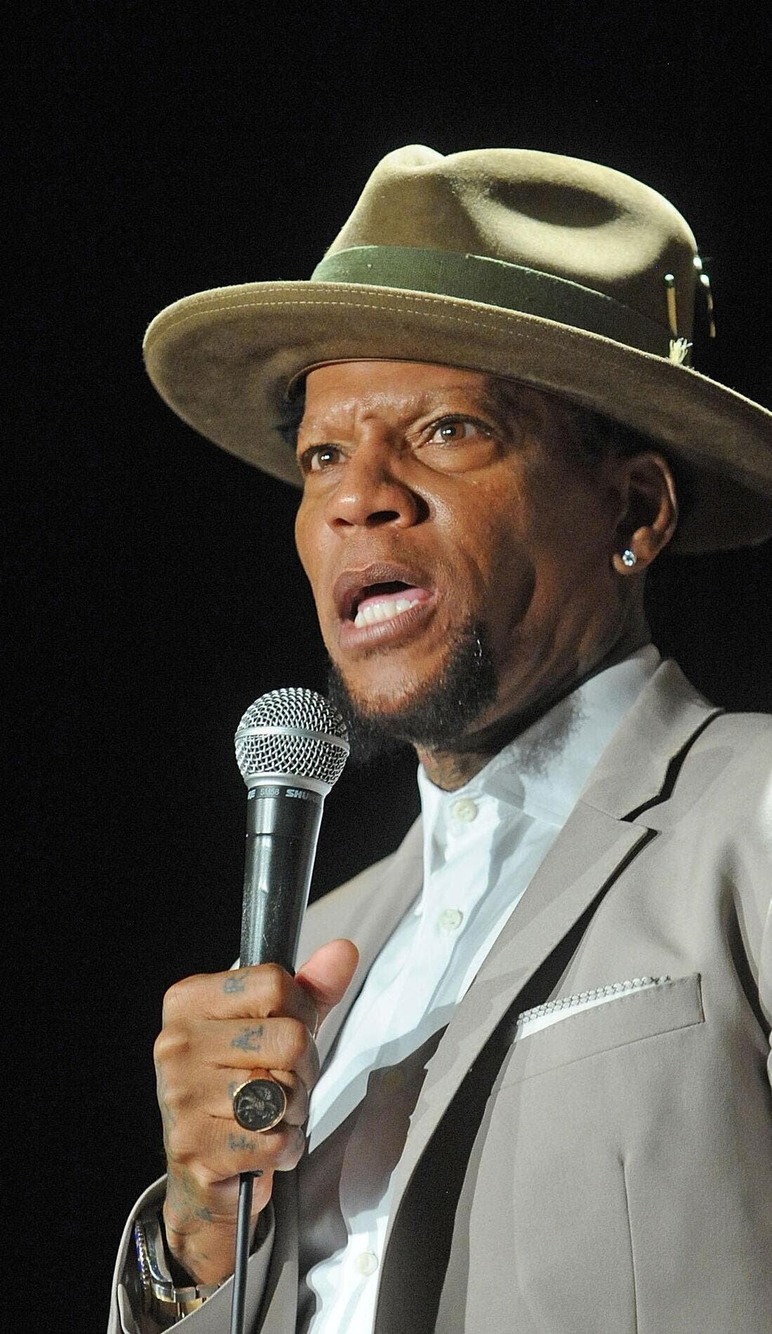 DL Hughley image promotionnelle pour les événements à venir et la vente de billets en Memphis