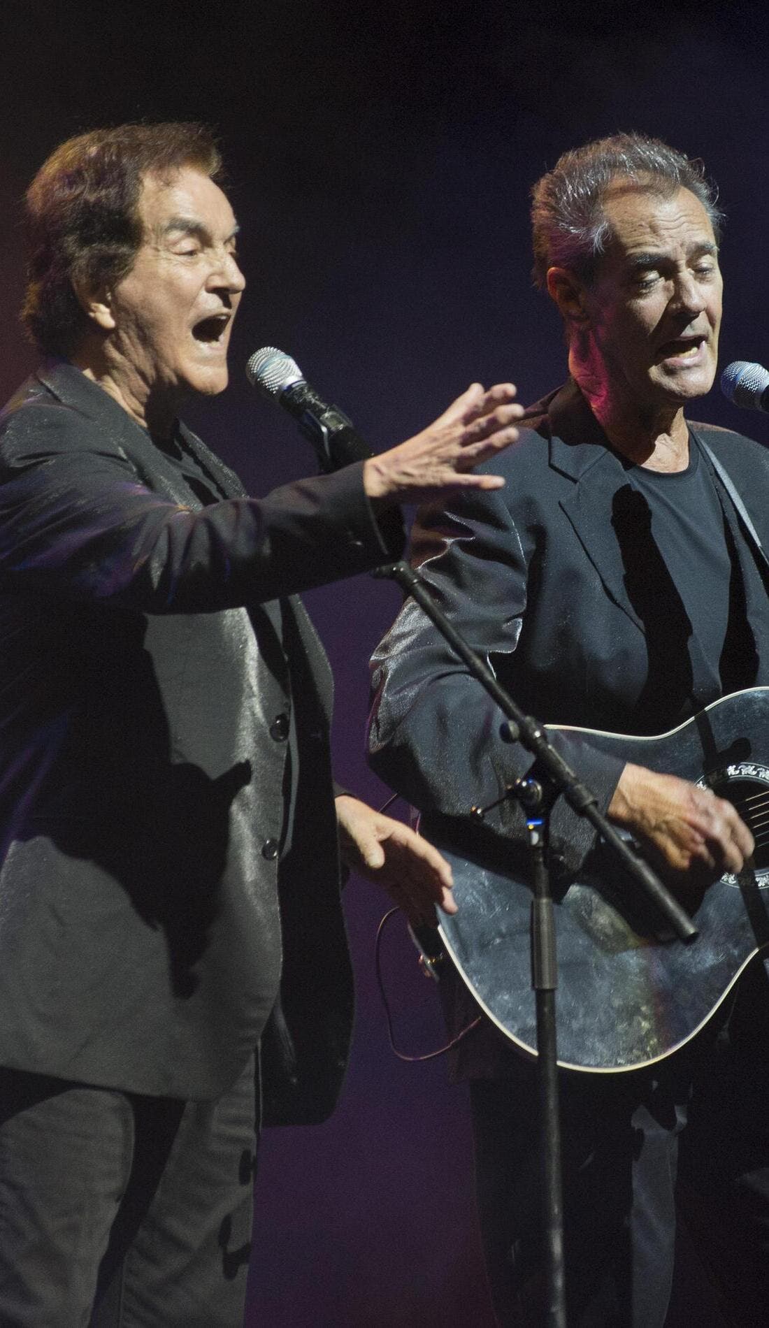 Duo Dinamico promotional image for upcoming events and ticket sales