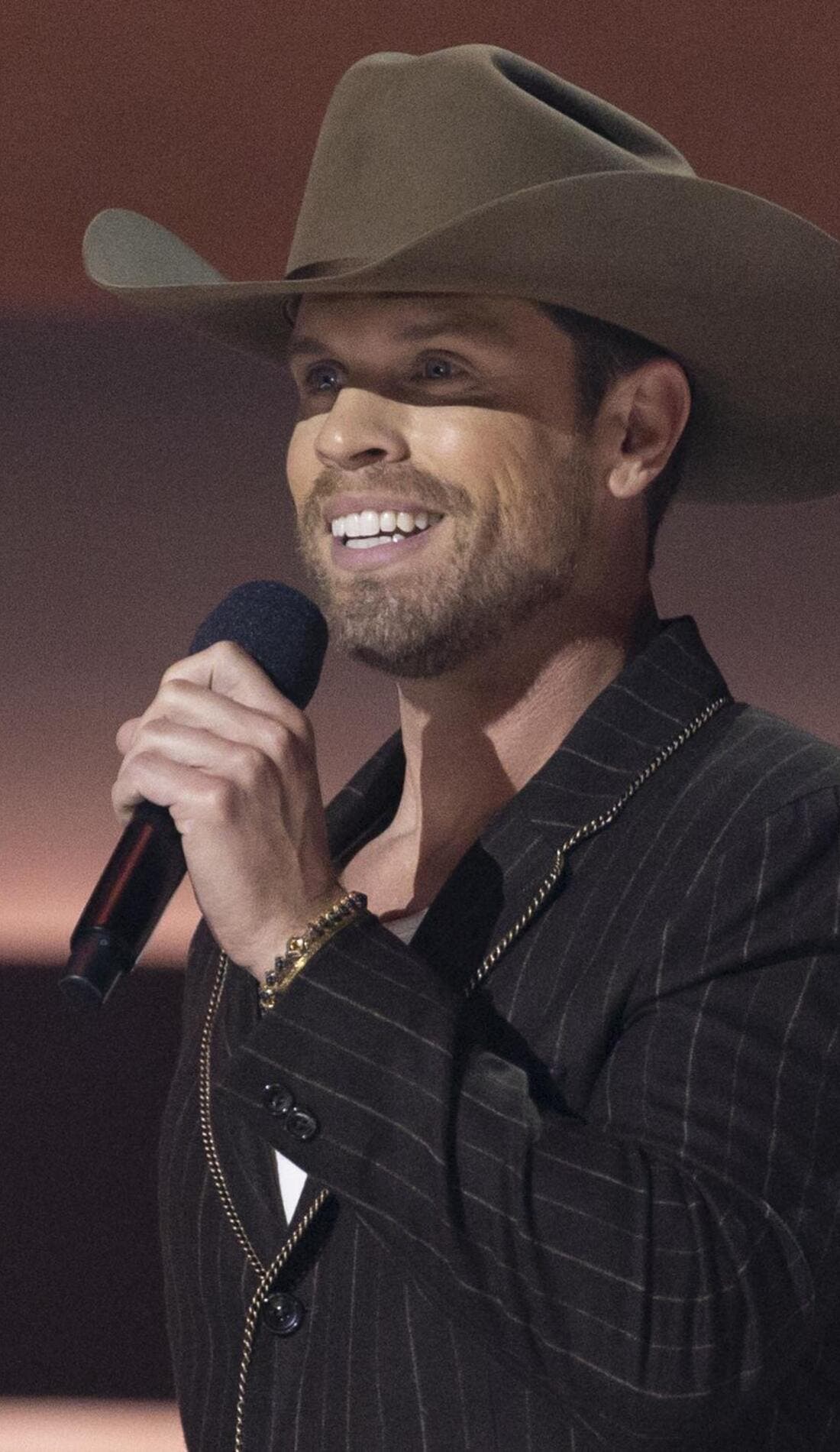 Dustin Lynch promotional image for upcoming events and ticket sales