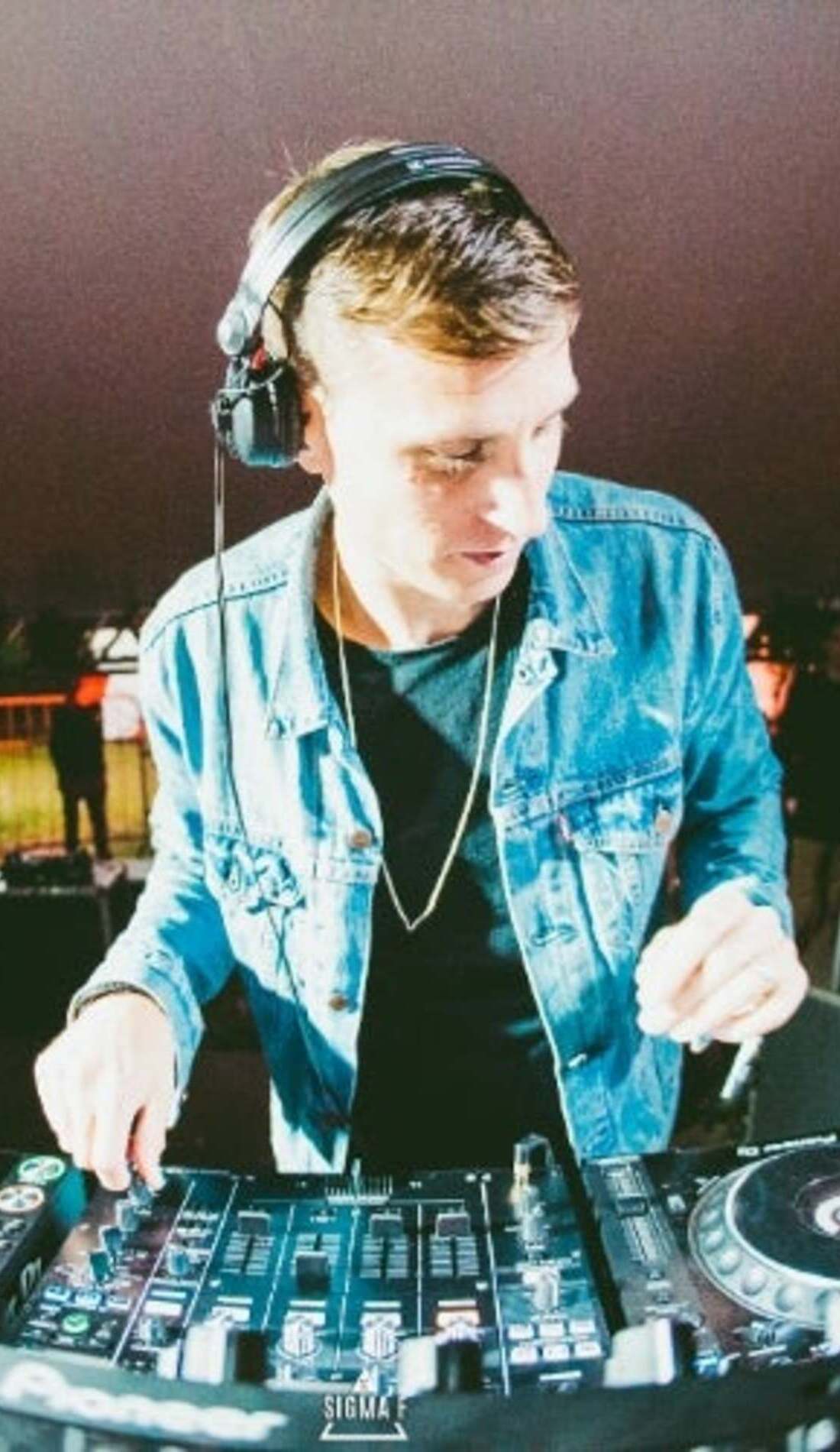 Eli Brown promotional image for upcoming events and ticket sales