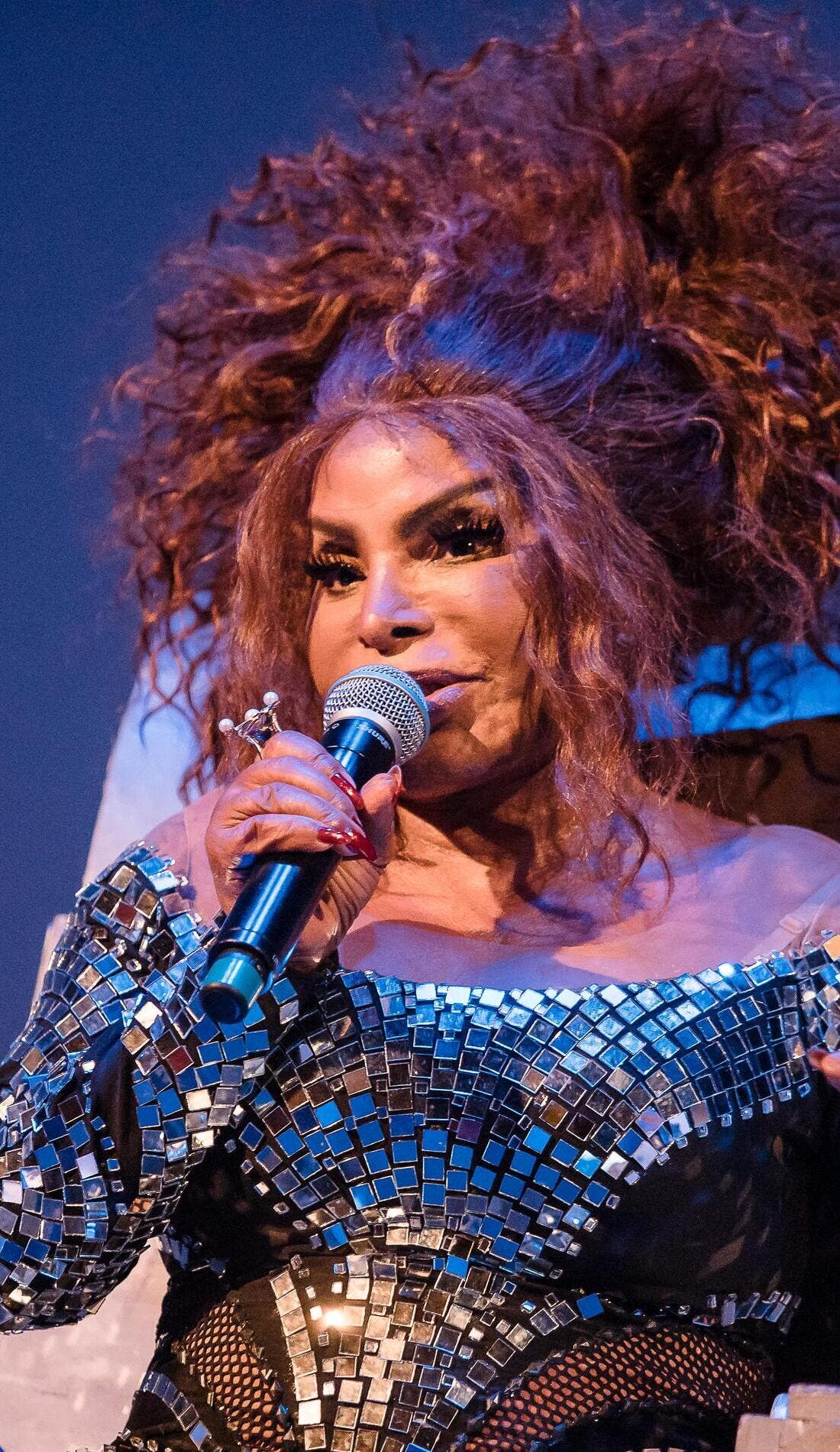 Elza promotional image for upcoming events and ticket sales