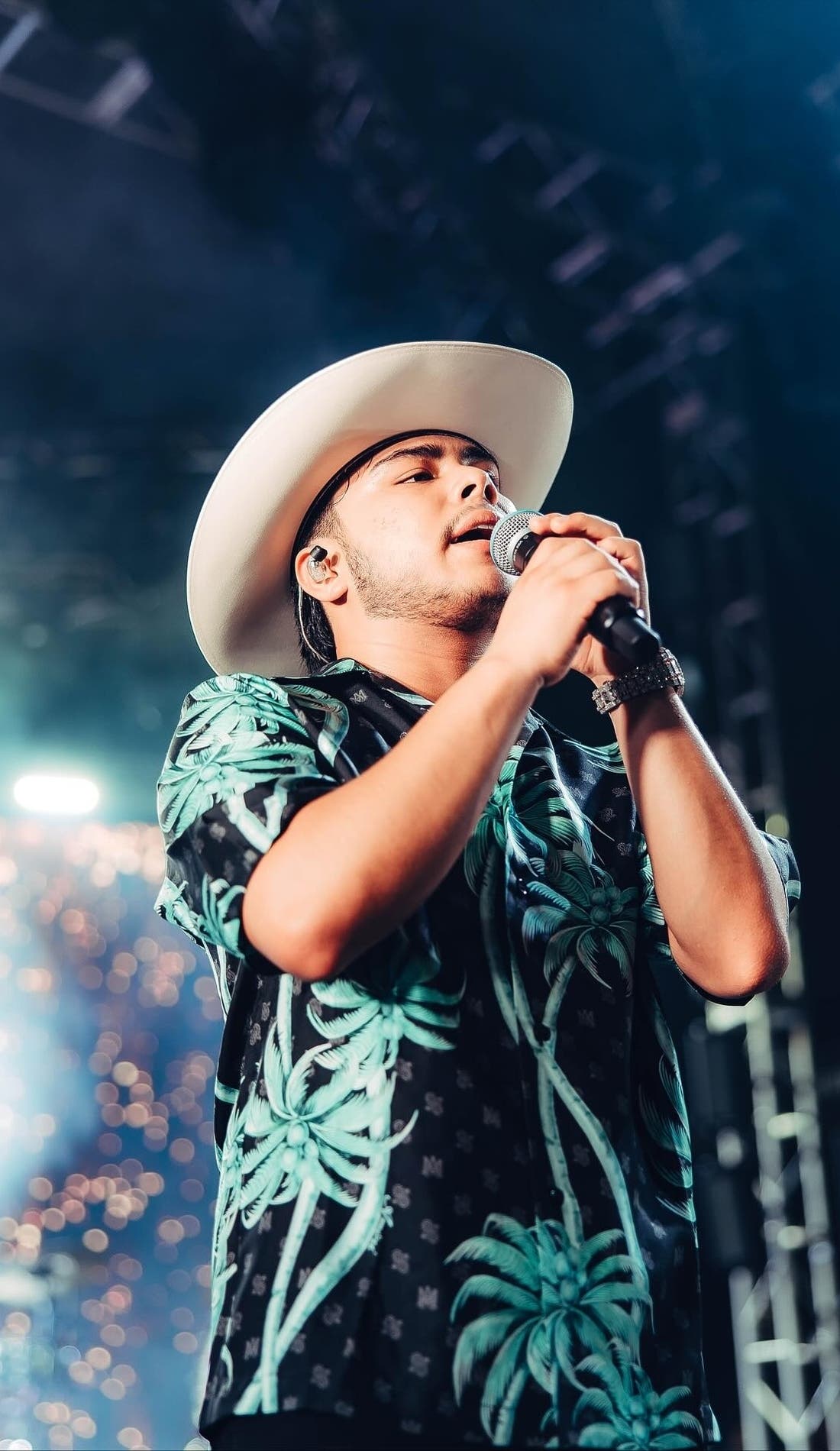 Emmanuel Cortes promotional image for upcoming events and ticket sales