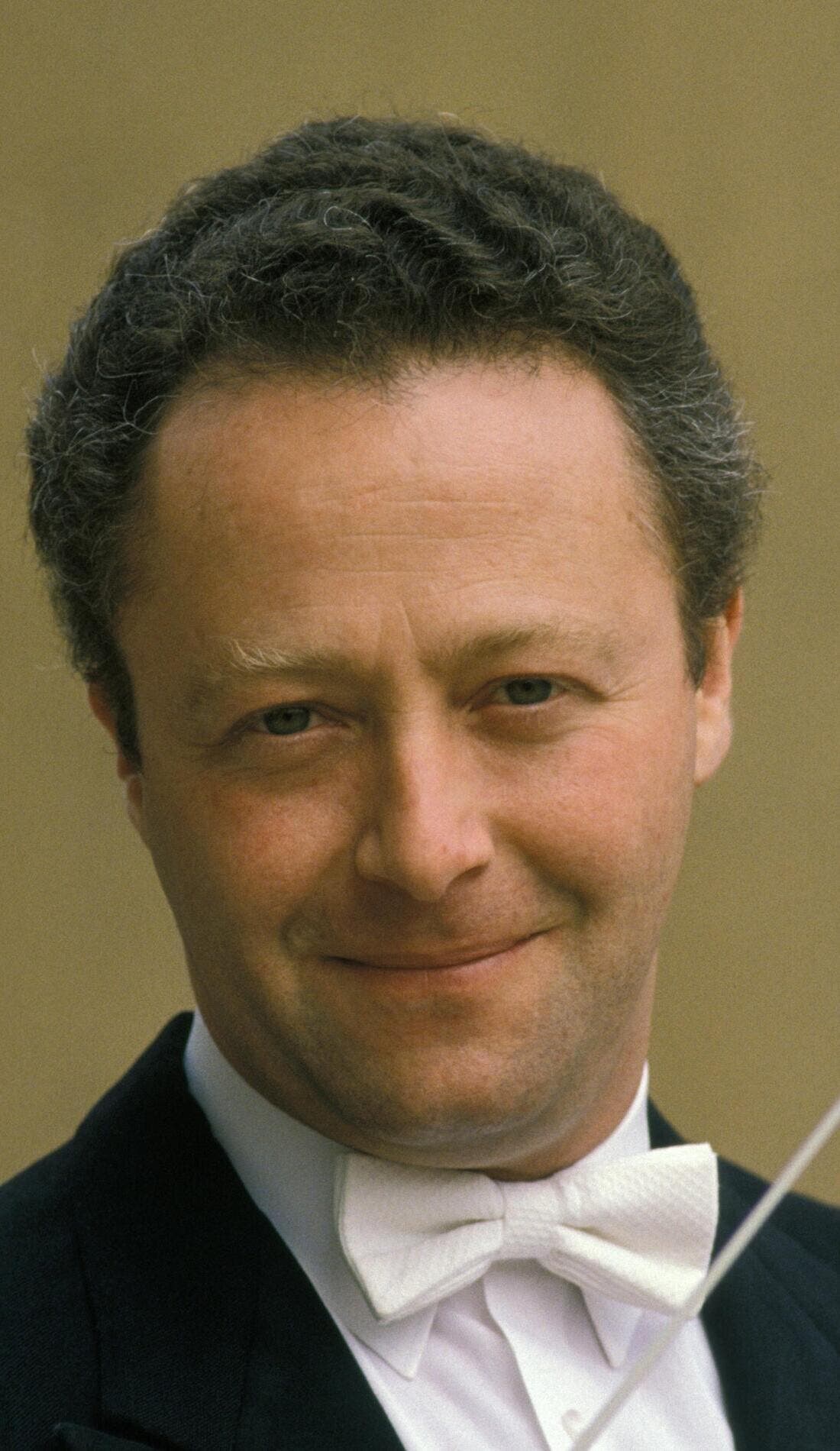 Emmanuel Krivine promotional image for upcoming events and ticket sales