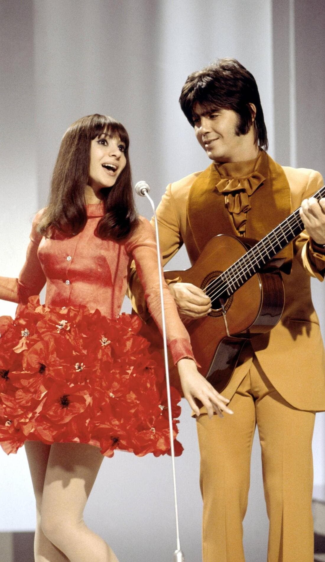 Esther & Abi Ofarim promotional image for upcoming events and ticket sales