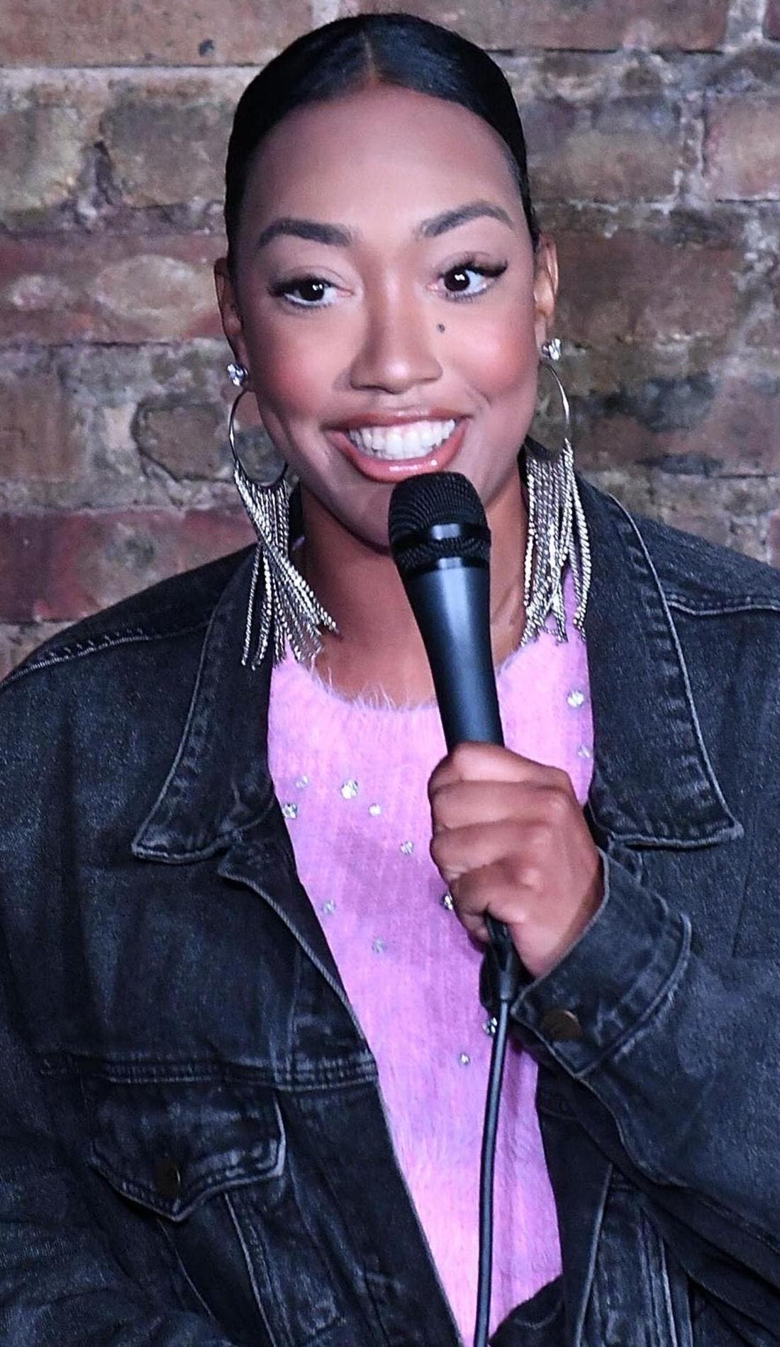 Eva Evans promotional image for upcoming events and ticket sales