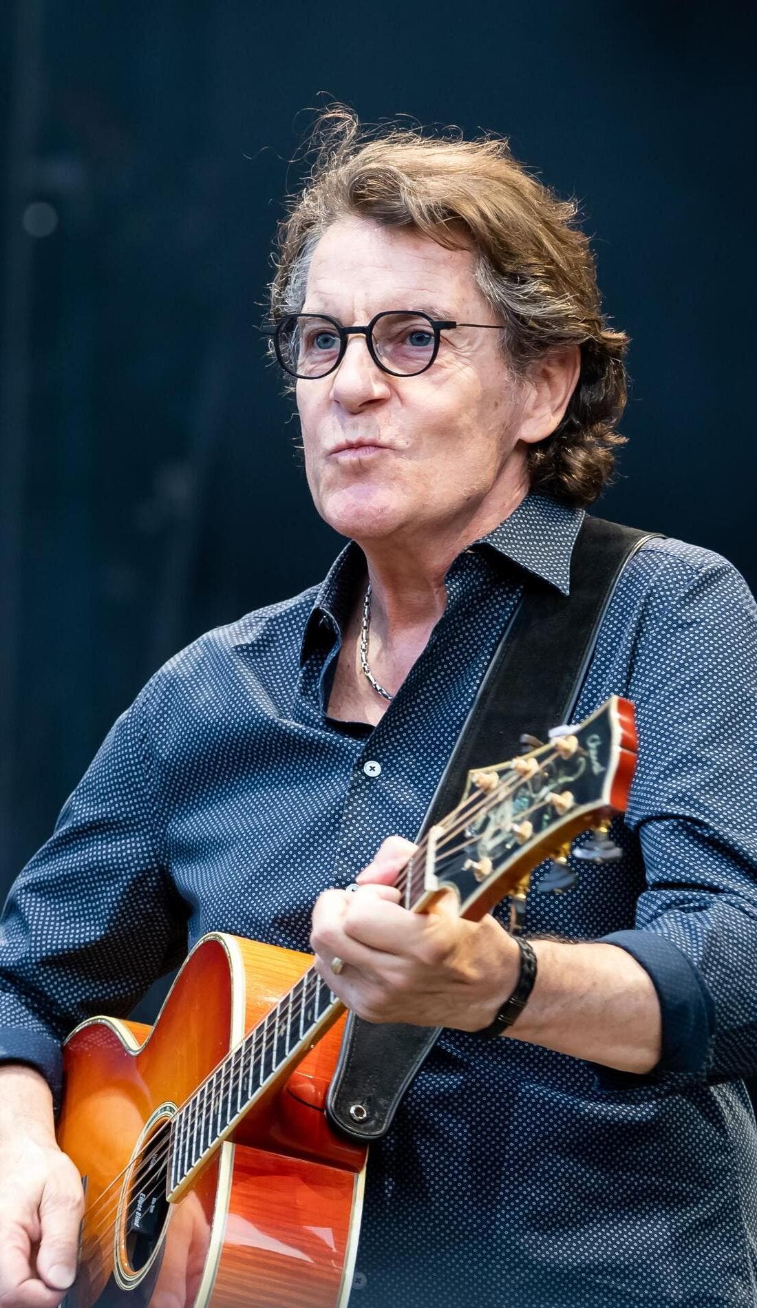 Francis Cabrel promotional image for upcoming events and ticket sales