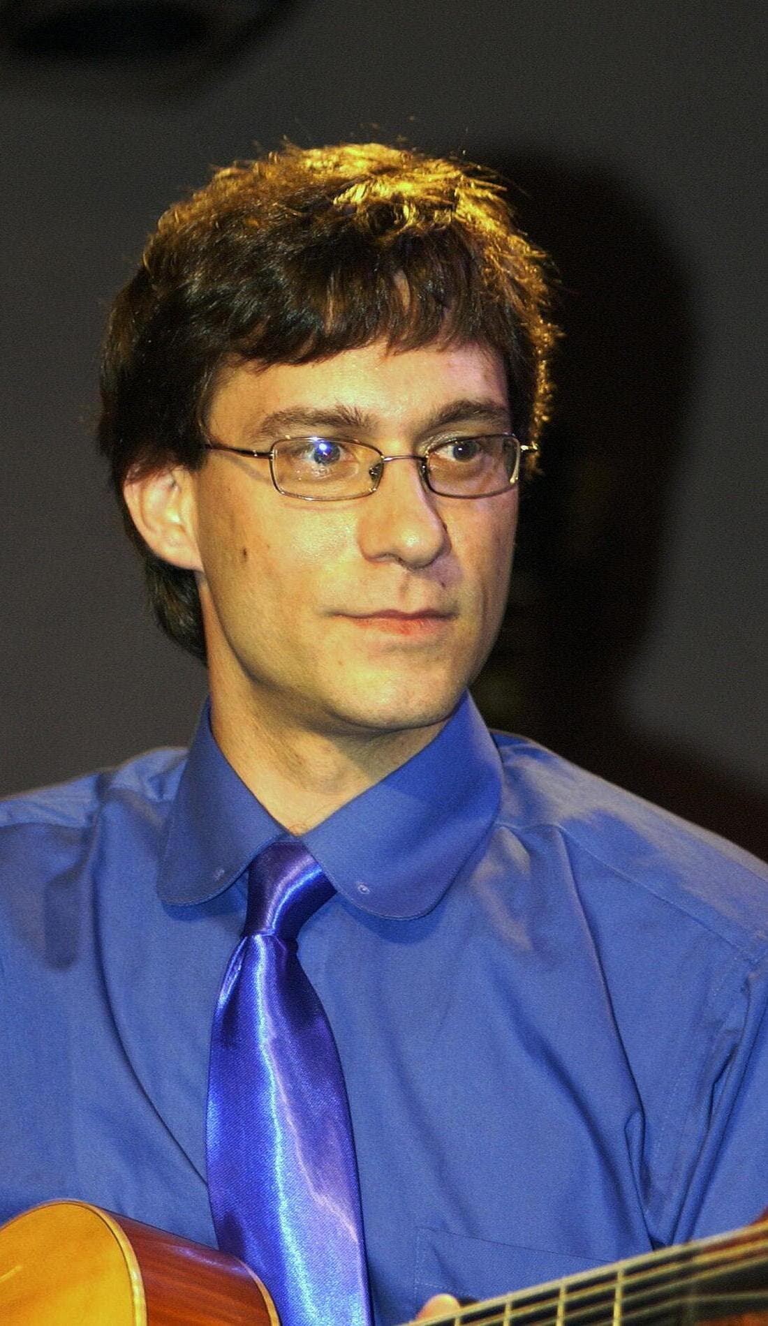 Frank Vignola promotional image for upcoming events and ticket sales
