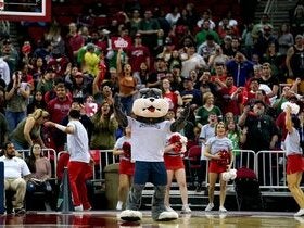 Fresno State Bulldogs Mens Basketball at Save Mart Center