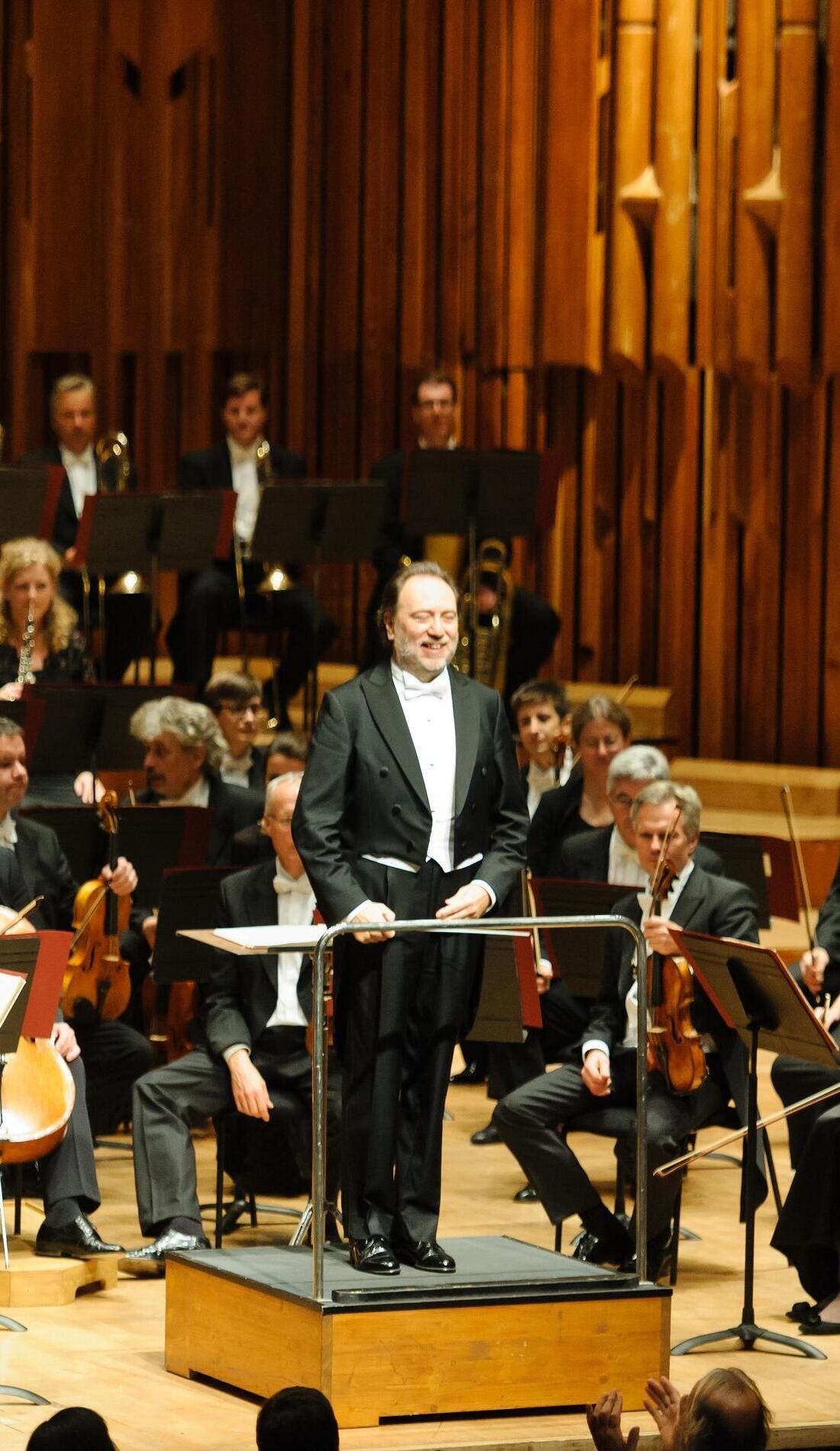 Gewandhausorchester Leipzig promotional image for upcoming events and ticket sales