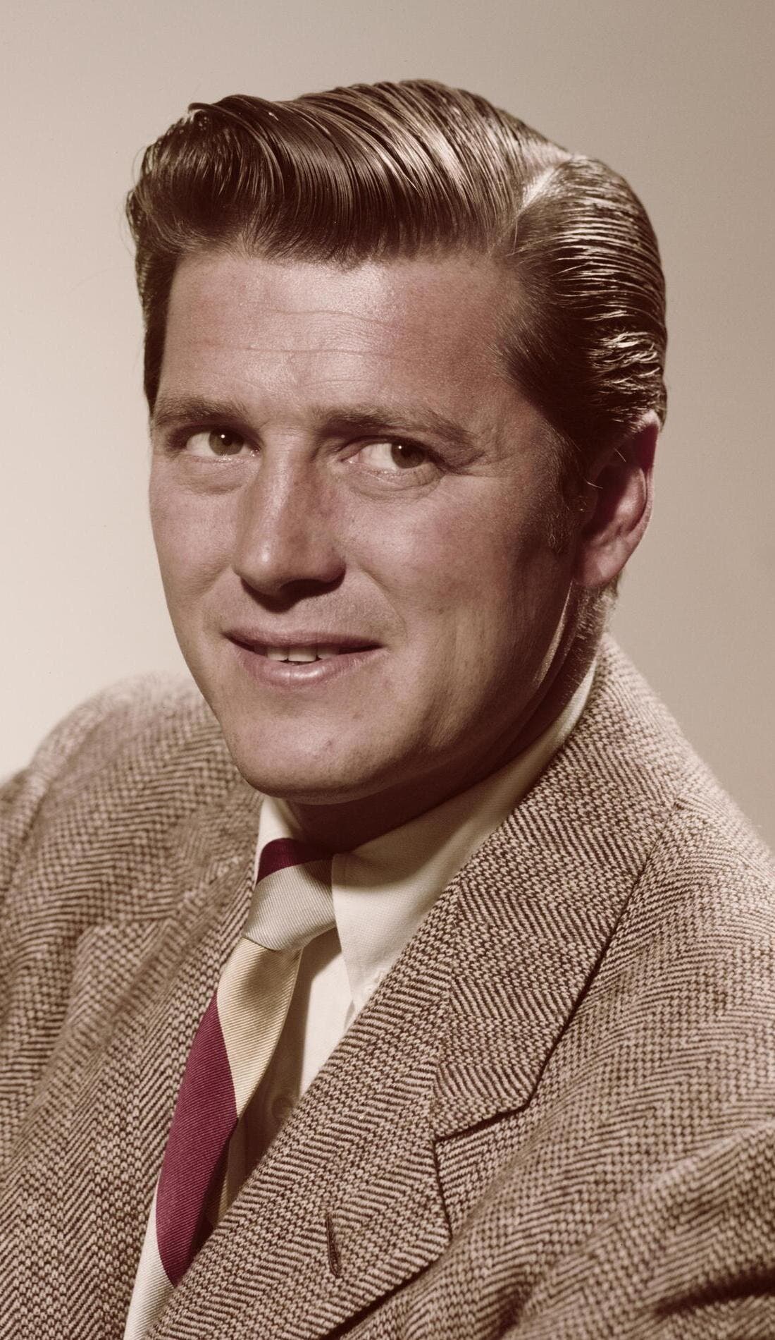 Gordon MacRae promotional image for upcoming events and ticket sales