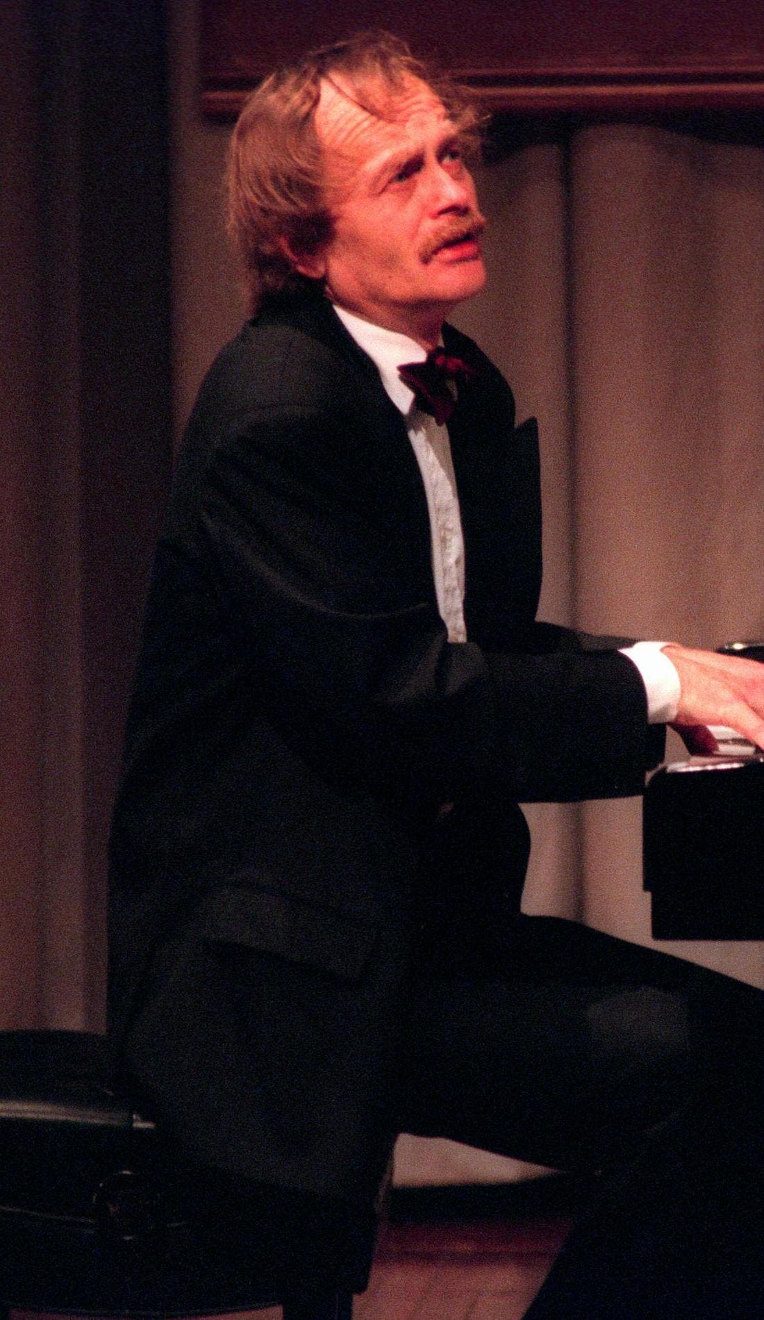 Hakon Austbo promotional image for upcoming events and ticket sales