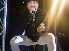 Handsome Dick Manitoba